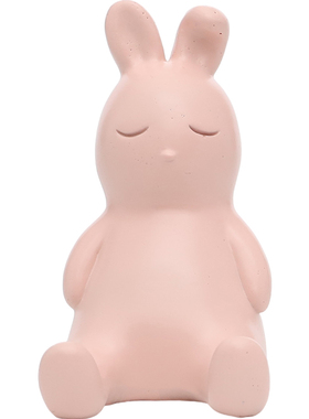 现代简约桌面可爱风卡通小动物