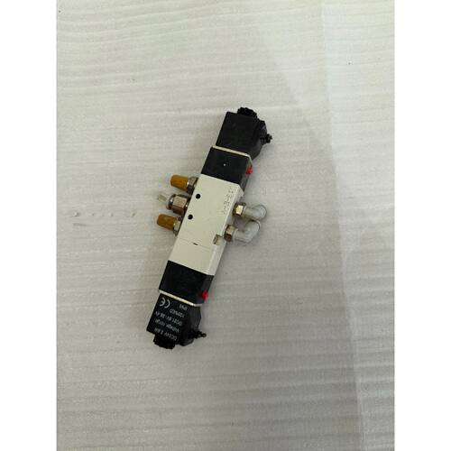 【维修议价】亚德客电磁阀4V130C06三位五通DC24V正议价140