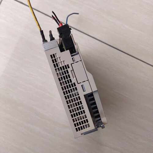 议价信易原装驱动器SV3A075AD2750W实物拍摄成维修
