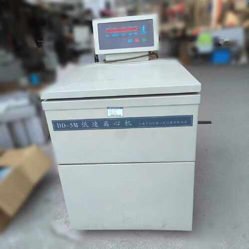 卢湘仪 DD-5M 低速离心机 大容量4x750ml 500—议价