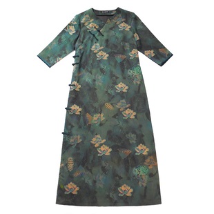 2025新款真丝绢纺香云纱旗袍长款改良连衣裙简约款小V领袍子原创