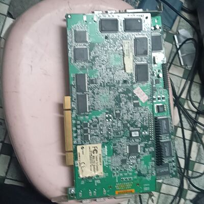 MATROXRT2500KITN有两张功能一切正常