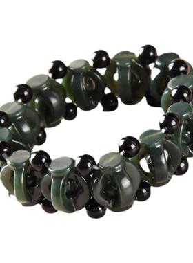 路路通和田玉青玉手工雕刻塔青