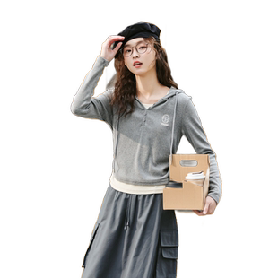 紫涵连帽假两件长袖T恤女春秋季新款小个子修身显瘦短款套头上衣