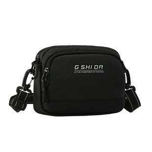 潮牌百搭小挎包男士小包胸包户外游玩小背包手机包休闲单肩斜挎包