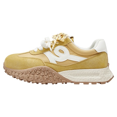 达芙妮2025秋季新款增高德训鞋