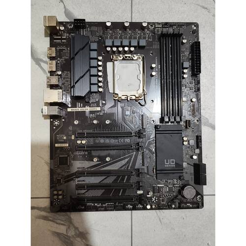 可维修议价  B660DS3HDDR4主板成色还行有点使用痕迹外观直接呗功