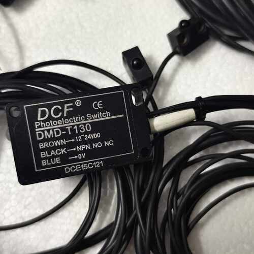 议价-DCF光电开关DMD-T130，8套，，成色如图