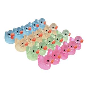 夜光小鸭子玩具小物件办公室桌面小摆件儿童迷你礼品女可爱装饰