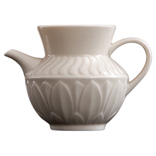 宋式定窑白陶瓷公道杯分茶器茶杯茶海家用手执壶茶具公杯过滤茶漏