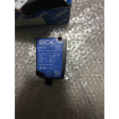 议价SICK激光测距传感器DR35-B15522 DR35-B15822 最远距离可达35