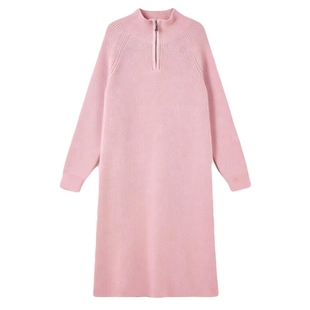 秋水伊人时尚通勤立领连衣裙2025年冬季新款女设计感直筒针织长裙