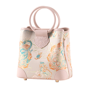 2026年新中式国风名家李德喜宋锦桑蚕丝手提包女士送长辈妈妈礼物