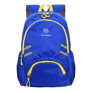 正品二年级小学生书包轻便背包儿童旅游女超轻男孩旅行减负双肩包