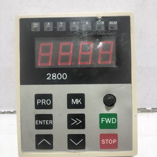 溢价-德瑞斯变频器面板DRS2800，成色如图，，外观