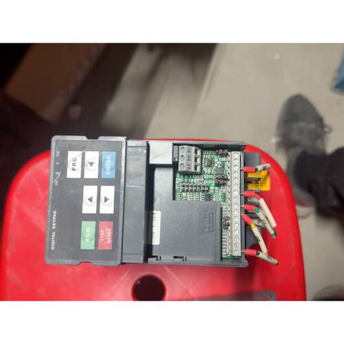 询价-众辰变频器df900-s0015t2b