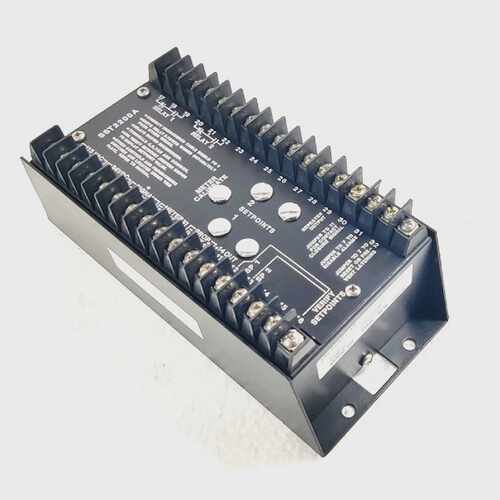 DYNALCO CONTROLS SST-2000A SPEED SWITCH TRANSMITTER SST2200A