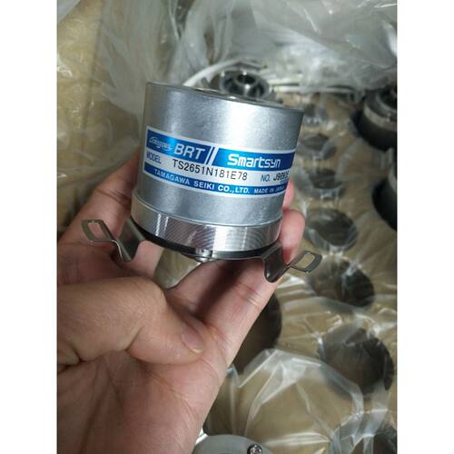 议价全新旋转变压器TS2651N181E78编码器现维修