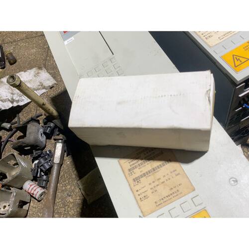非标价图尔克超声波传感器RU600一M3065一AP8X一H114议价