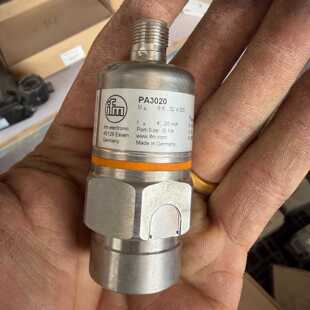 ifm易福门压力传感器，型号PA3020，德国原装，带原装—议价