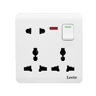 国际通用86型一开八孔插座13a英式插座暗装港版万能8孔带开关面板