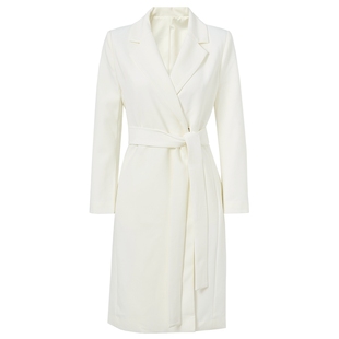 马天奴2025秋冬新款白色西装领连衣裙子长袖配腰带收腰通勤气质女