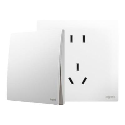 罗格朗未莱白色五孔插