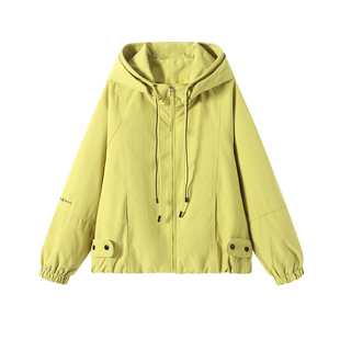 今年流行短款外套女装小个子2026早春新款休闲宽松洋气连帽风衣女