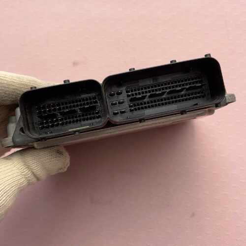 议价Volkswan Passat B7 Engine Control Board 06J 906 027 Ed适
