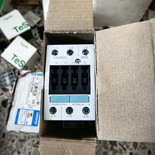 〔议价-可维修〕全新原装西门子交流接触器3RT10341AL20 数量2只