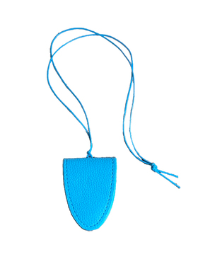 多巴胺彩色挂脖磁吸皮革眼镜夹项链女春季挂链配饰外出便携墨镜夹