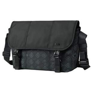 七匹狼大容量电脑斜挎包男士2026新款旅行包学生通勤商务单肩背包