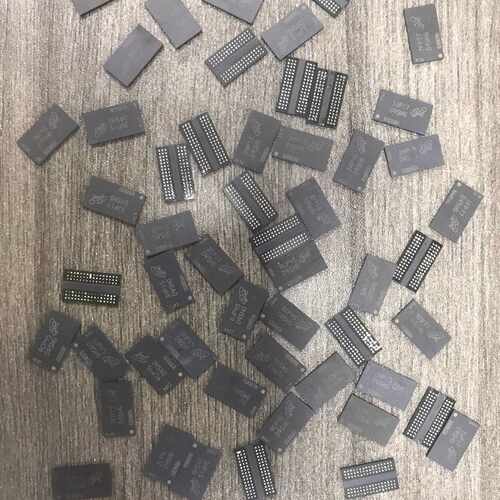 镁光 4g 内存颗粒 D9SHG 芯片