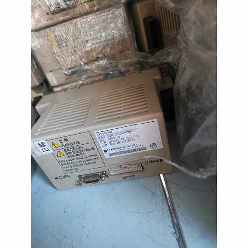议价安川 伺服驱动器 SGDR-SDA060A01B SGDR-SDA060A01BY31 9新