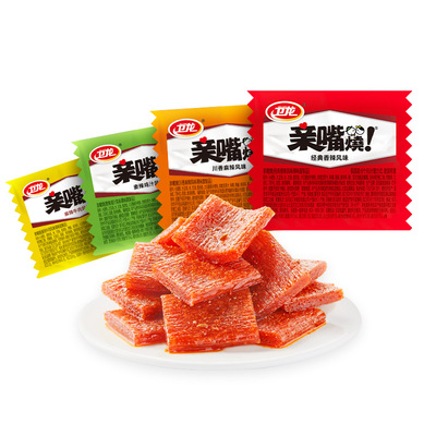 卫龙亲嘴烧麻辣牛肉味辣条