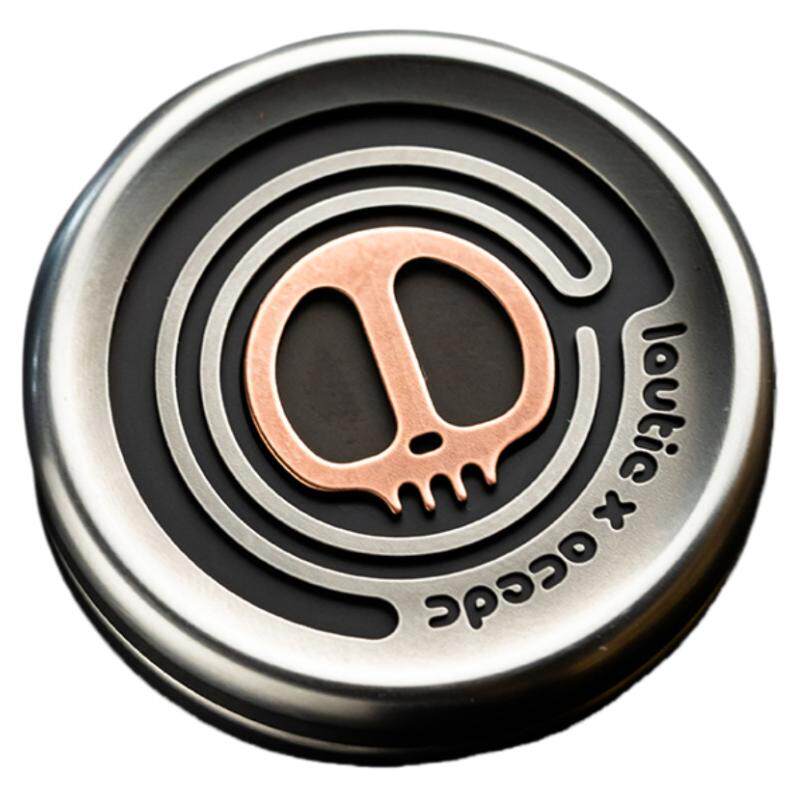 老铁匠AC联名恶魔奶盖PPBEDC玩具