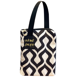 uutao原创旅行护照证件包手机外出轻便溜达小拎包高级感小众包袋