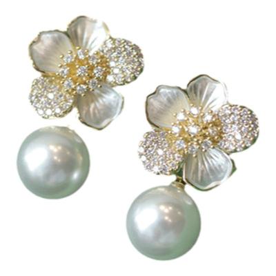 卡洛美花朵珍珠耳环女2025新款爆款高级感气质轻奢独特耳钉耳饰品