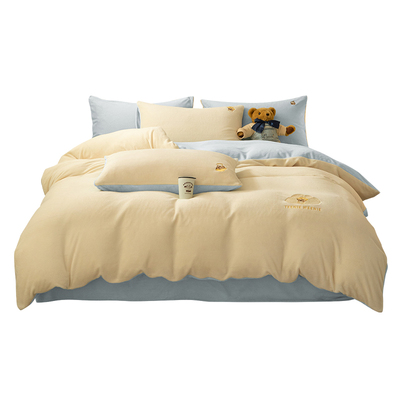 牛奶绒四件套小熊刺绣保暖加厚