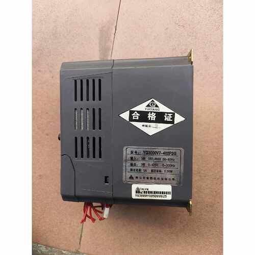 议价誉强变频器YQ3000V7402P2G2.2KW维修