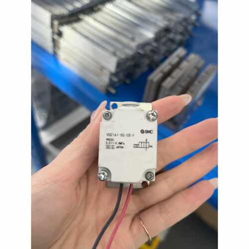 拍前询价：SMC电磁阀VQ21A15GC6F24VDC压力