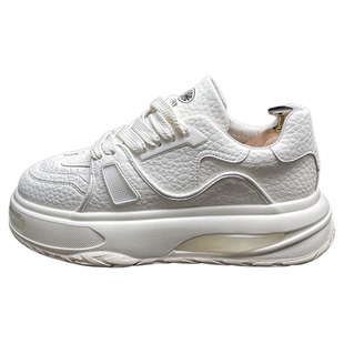 男鞋2025秋冬新款厚底小白鞋男款白色面包高级感百搭运动休闲鞋子