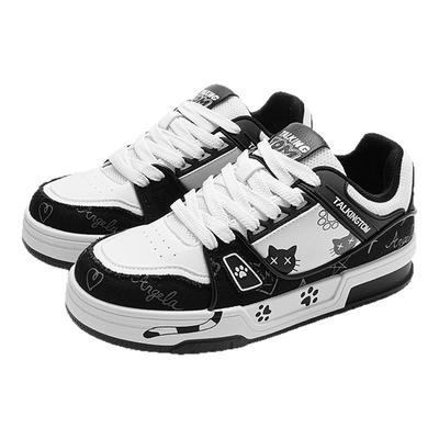 汤姆猫时尚休闲透气厚底面包板鞋