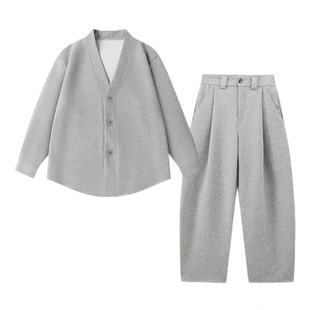 2026春秋慵懒风休闲运动套装男士高级感V领开衫外套直筒裤两件套