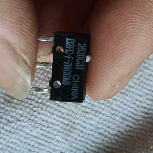 议价欧姆龙按键原装进口微动开关 D2FC-F-7N（10M） 鼠维修