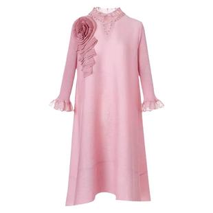 高端刺绣立体花朵连衣裙2026早春新款洋气妈妈礼服宽松大码A字裙