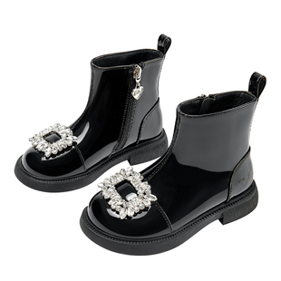 芭比童鞋女童靴子2025新款冬季加绒马丁靴黑色棉靴公主靴儿童短靴