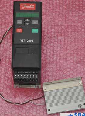 Danfoss VLT 2800 VLT2805PT4B20SBR1DBF00A00 / Leistung 0,55 k