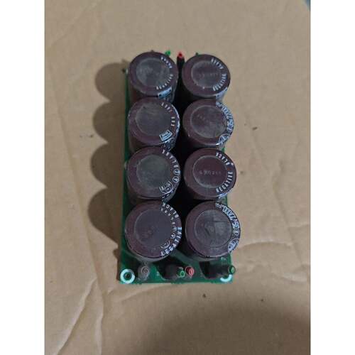 非标价拆机电容板实物拍摄板上8个KCN电容35V2200u议价