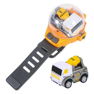 男孩喜欢的手表工程车